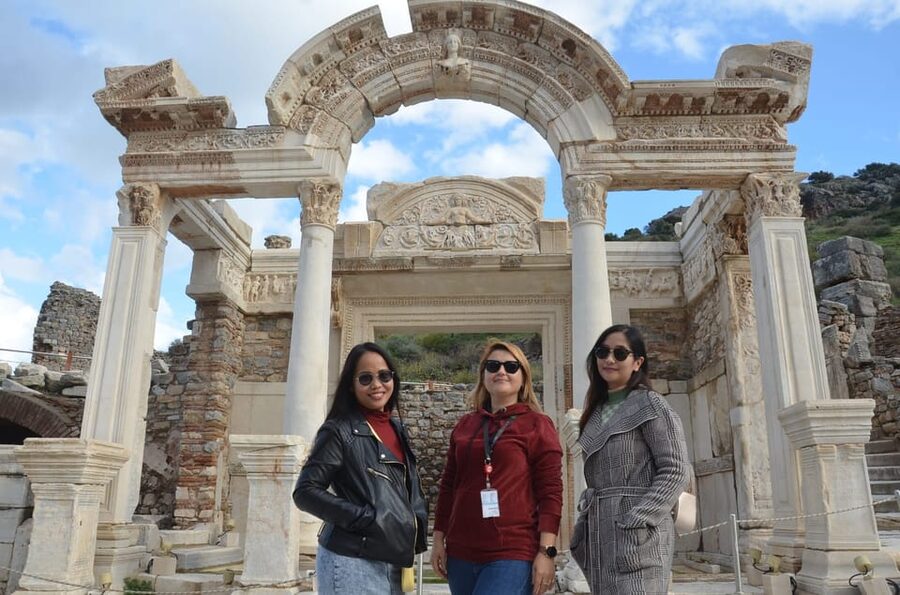 Kusadasi: EPHESUS PRIVATE PORT TOUR FOR CRUISES-SAVE TIME - Who Will Like This Private Ephesus Tour
