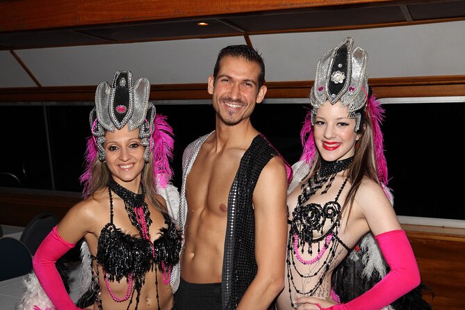 Latino Dinner Cruise on Sydney Harbour - King Street Wharf and the first minutes aboard