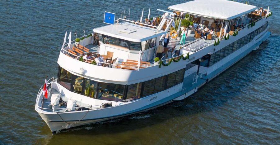 Linz: Harbor Cruise - What the 45-minute cruise actually gives you