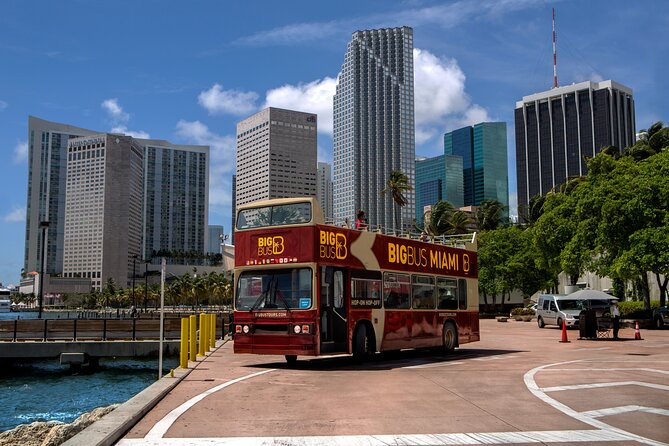 Miami Combo: Open-top Bus Tour and Sightseeing Bay Cruise - The 2-hour open-top Miami bus loop