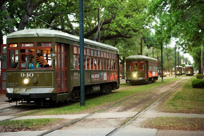 New Orleans City Tour and Steamboat Natchez Harbor Jazz Cruise - The Garden District and St. Charles Avenue
