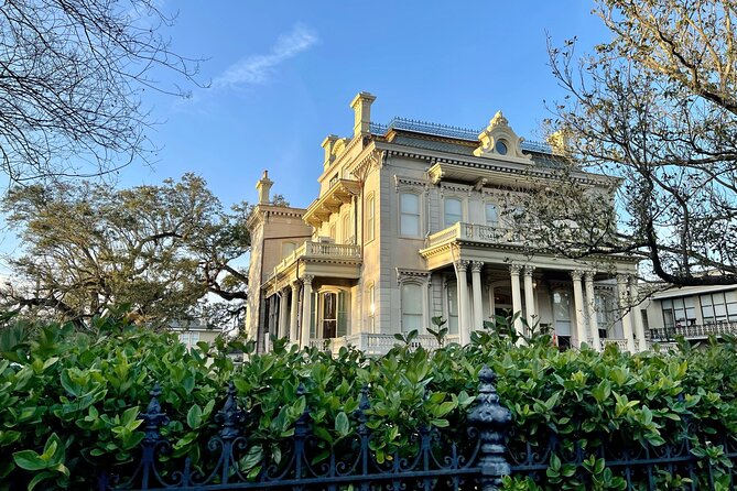New Orleans City Tour and Steamboat Natchez Harbor Jazz Cruise - Choosing between the 9 a.m. and 12 p.m. departures