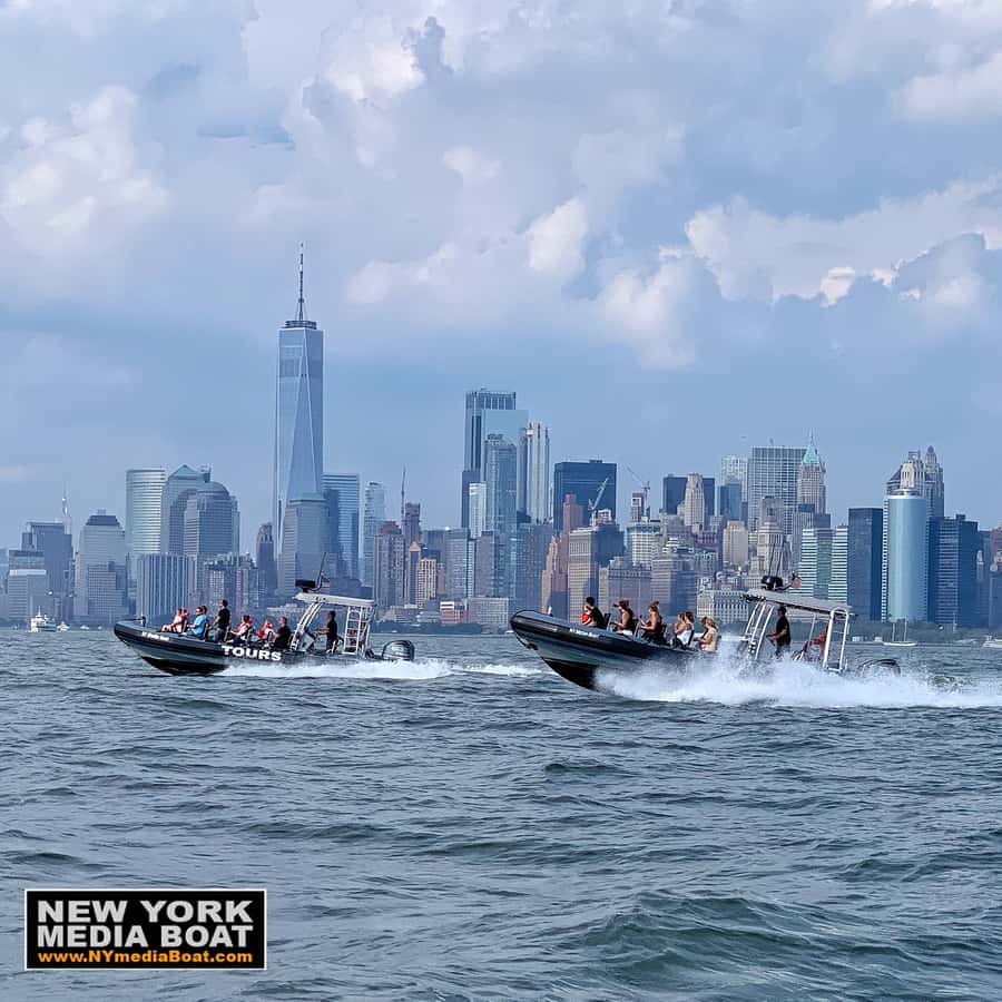 New York City: Harbor Speedboat Tour - Upper Bay and the Statue of Liberty photo stop