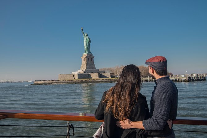 New York Harbor Brunch Cruise - Service, seating, and the feel onboard