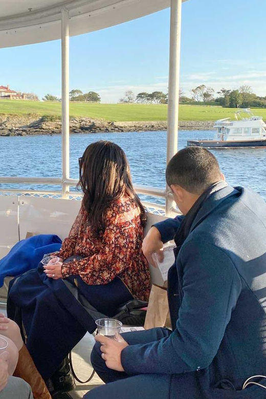 Newport, Rhode Island: Scenic Narragansett Bay Cruise - The live narration is the heart of the cruise