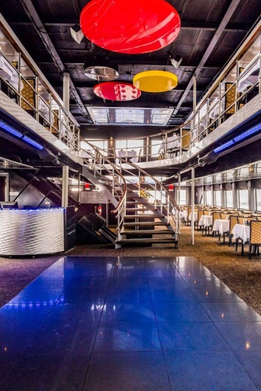 NYC: Christmas Day Buffet Brunch or Dinner Harbor Cruise - Bridges, towers, and the East River turn