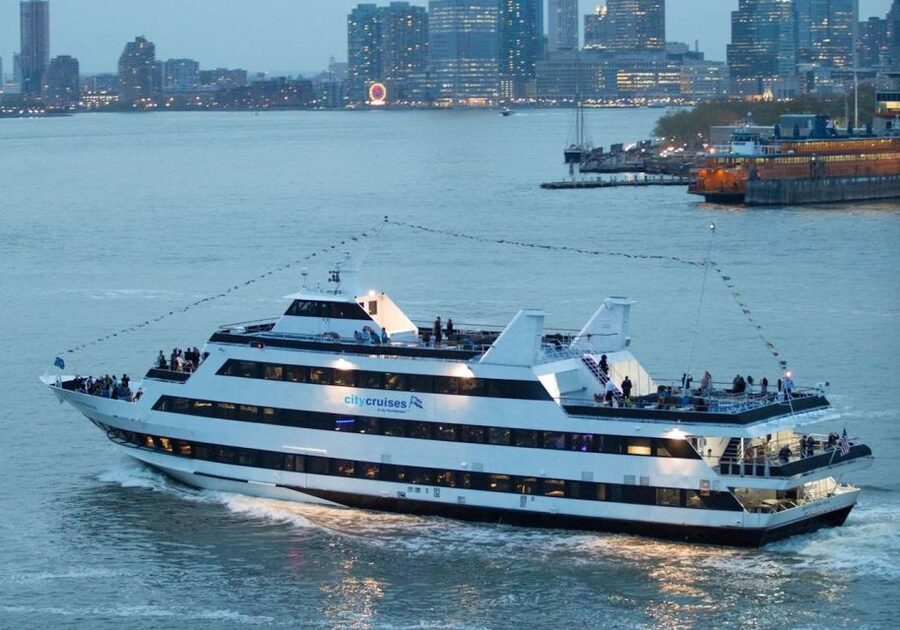 NYC: New Year's Eve Buffet Dinner Fireworks Harbor Cruise - What the three-hour cruise is like