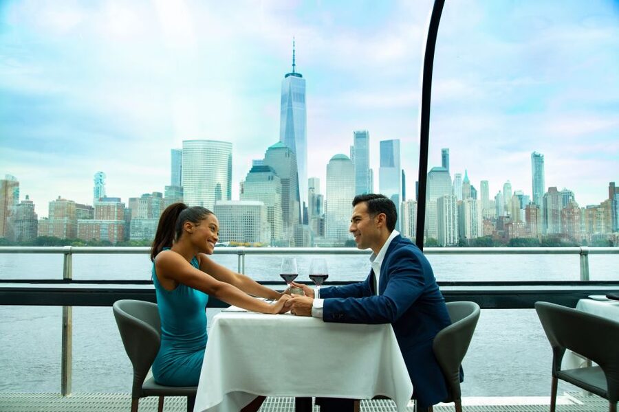 NYC: Thanksgiving Gourmet Lunch or Dinner Harbor Cruise - Live music, dancing, and the pace of the afternoon