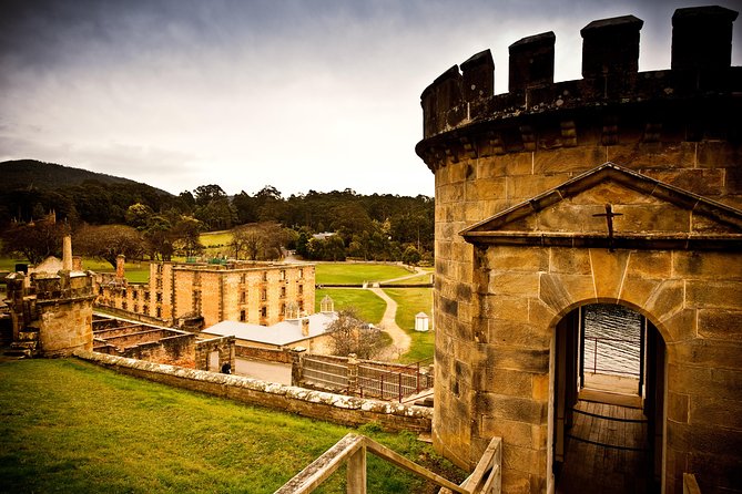 Port Arthur and Tasman Sights with Harbour Cruise - A practical way to reach Port Arthur from Hobart