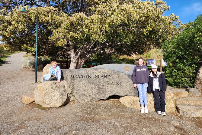 Premium Victor Harbor, Port Elliot and d'Arenberg Minibus Tour - Port Elliot Obelisk and the coastal view