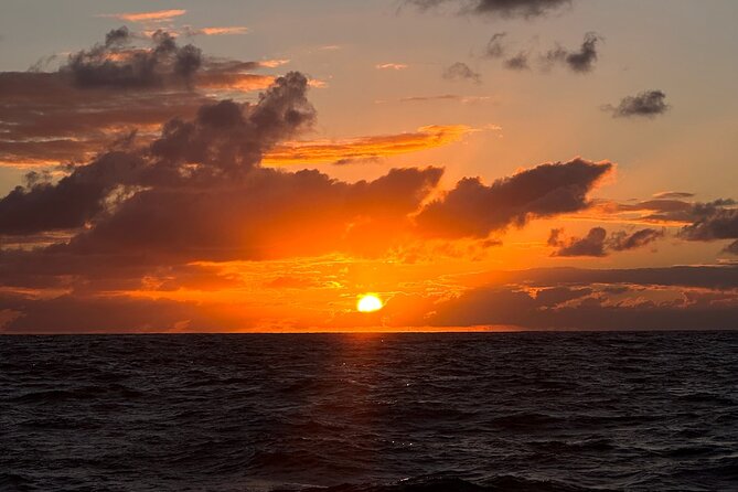Private 90-Minute Sunset Sail Charter (Kewalo Harbor) - Diamond Head Looks Better From the Water