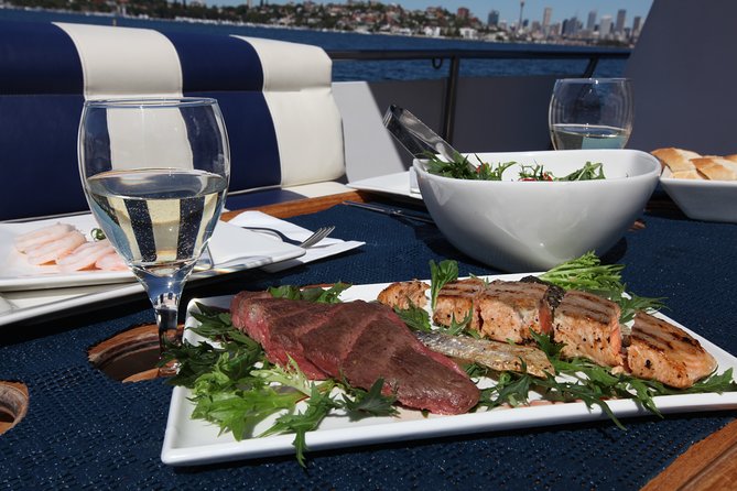 Private Luxury Sydney Harbour Cruise - Meeting at Commissioner’s Steps in Circular Quay