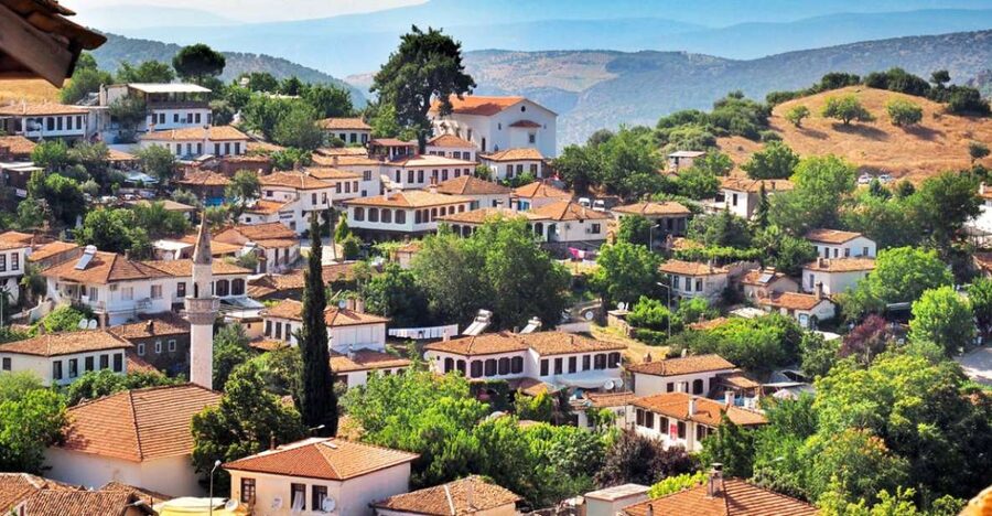 Private Sirince Village Tour From Kusadasi Port Cruiser Only - Meeting your guide at Kuşadası cruise port