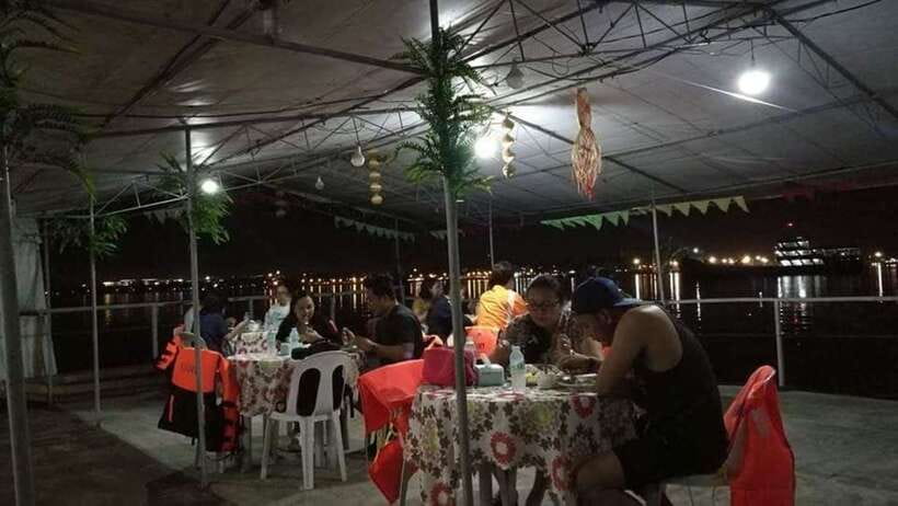 Puerto Princesa: Firefly Watching Bay Cruise with Dinner - What $34 really gets you