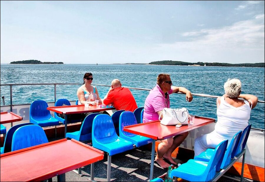 Pula: Harbor Cruise with unlimited Drinks - Key points to know before booking