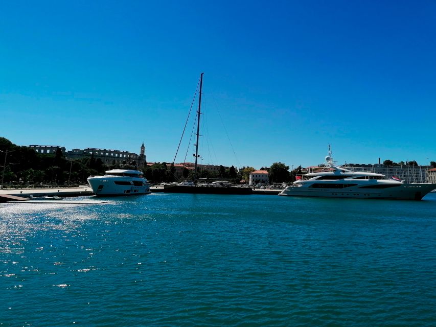 Pula: Harbor Cruise with unlimited Drinks - Punta Christo gives the route a scenic finish