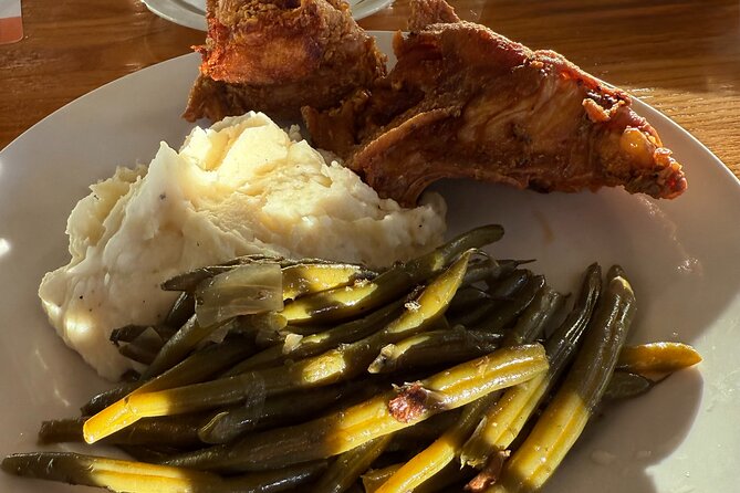 Safety Harbor Food Tour - A small group and a moderate walking requirement