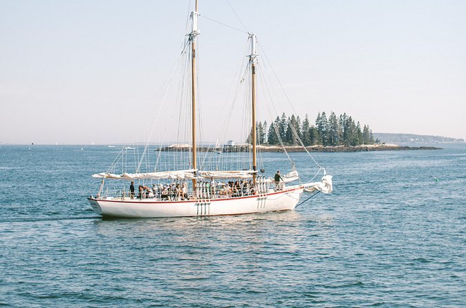 Schooner Eastwind 2 Hour Day Sail in Boothbay Harbor - A family outing with enough variety for adults