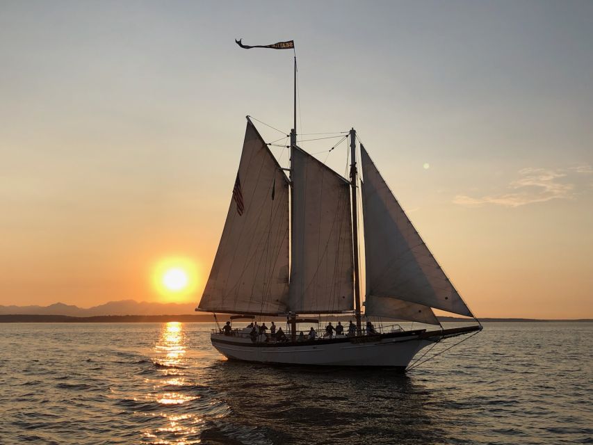 Seattle: Tall Sailboat Sunset Harbor Cruise - The first stretch: Seattle from the water
