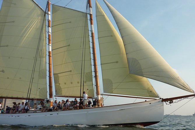 Sightseeing Day Sail around Boston Harbor - Choosing between the 1.5-hour and 2-hour sail
