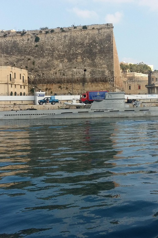 Sliema: Special Night Harbour Cruise - Grand Harbour views toward Valletta