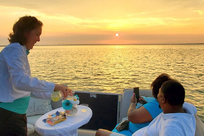 Sunset/Harbor & Bay Cruise in Destin Rated Top 10 - Meeting at 302 Harbor Boulevard