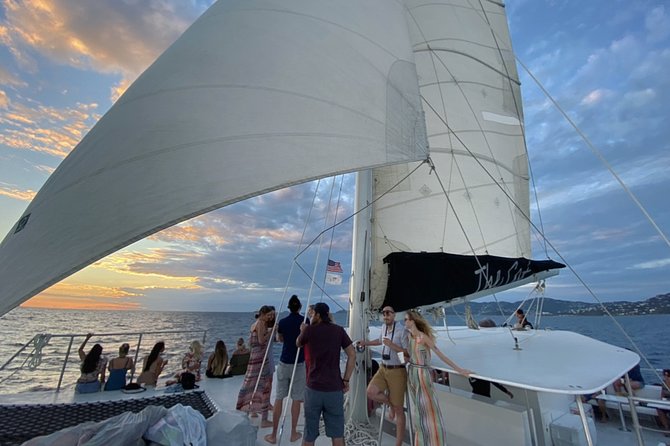 Sunset & Harbor Lights Dinner Sail from the Marriott's Frenchman's Cove - Crew service is the real strength