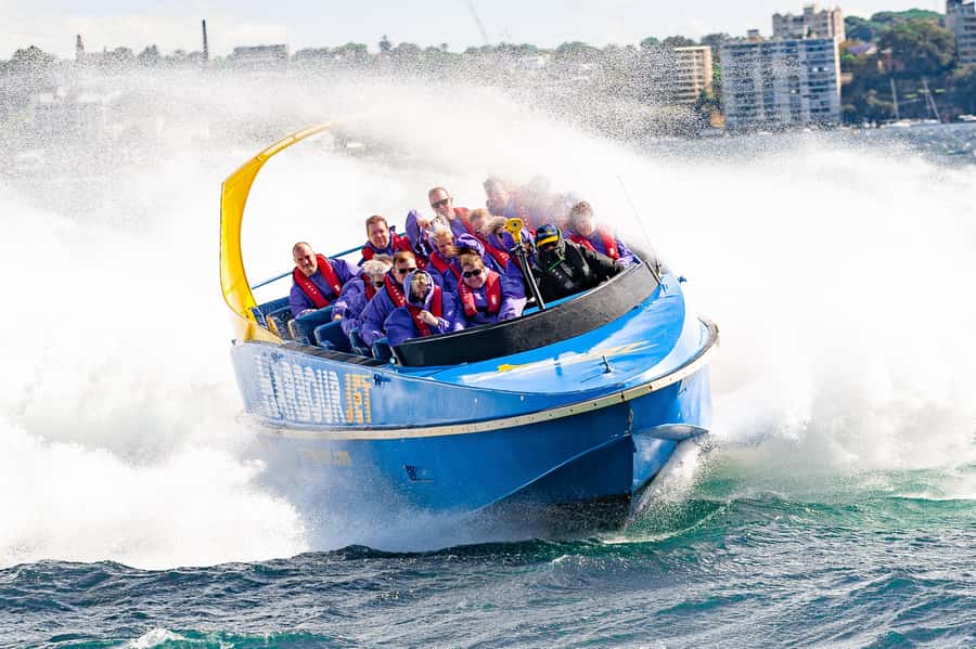 Sydney: 30-Minute Jet Boat Ride from Darling Harbour - What this Darling Harbour ride is really like