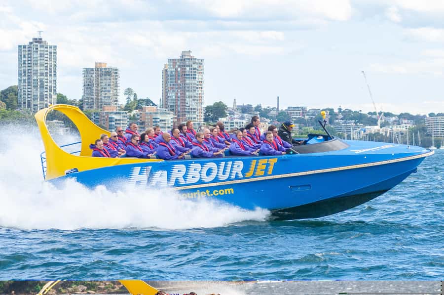 Sydney: 30-Minute Jet Boat Ride from Darling Harbour - From the wharf to open Sydney Harbour