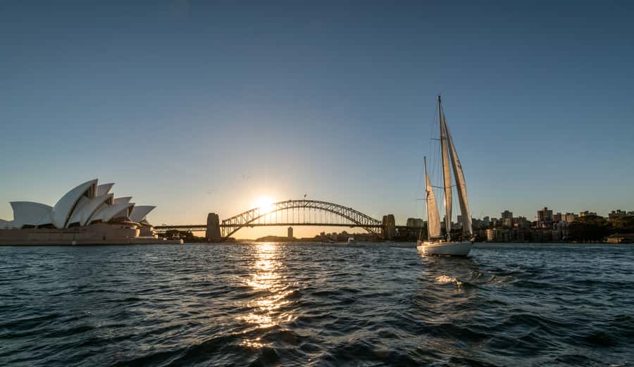 Sydney: Exclusive Sydney Harbour Cruise on a Classic Yacht - Key points at a glance