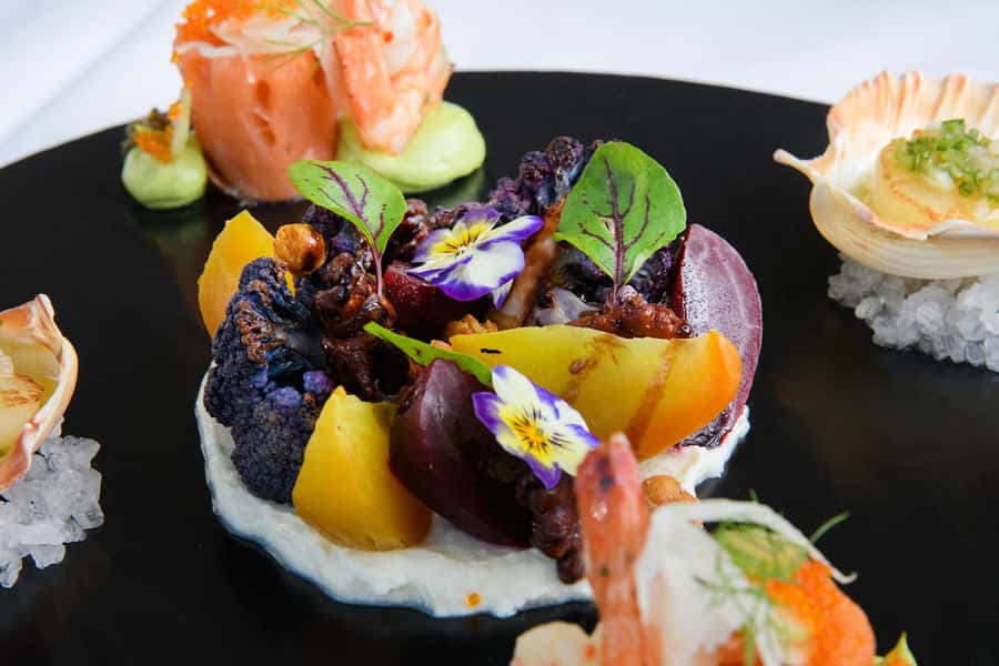 Sydney Harbour: Glass Boat Signature Dinner Cruise - What arrives at your table