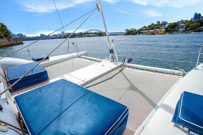 Sydney Harbour Highlights & Aussie Bites Catamaran Cruise - Aussie bites and drinks on board