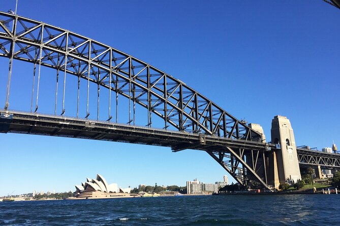 Sydney Harbour Highlights & Aussie Bites Catamaran Cruise - Weather, comfort, and the boat itself