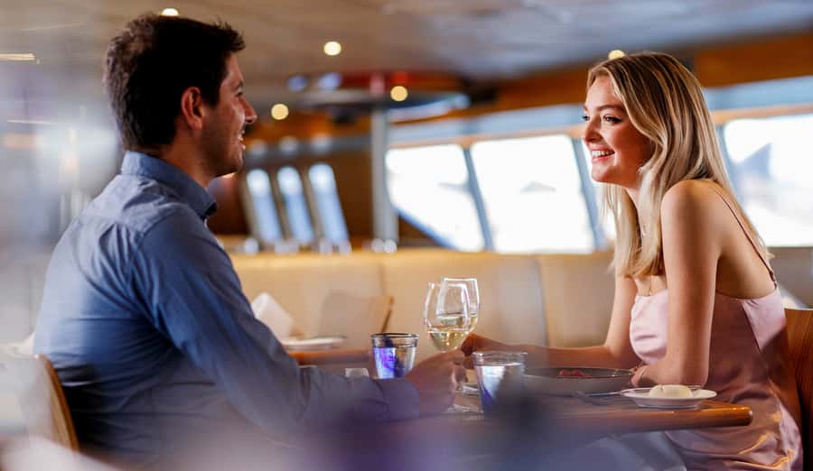 Sydney: Harbour Lunch Cruise with 2 or 3-Course Menu - What the two to three hours feel like