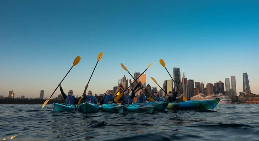 Sydney Sunrise Kayak Tour on Sydney Harbour - What the guides add