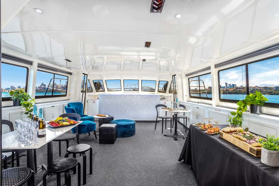 Sydney: Vivid Harbour Cruise with Canapes - Why a harbour cruise changes Vivid Sydney
