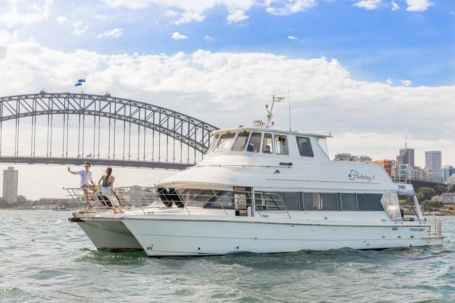 Sydney: Vivid Harbour Cruise with Canapes - Boarding the catamaran and finding your view