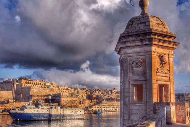 The Traditional Harbour Cruise - What the 90-minute route includes