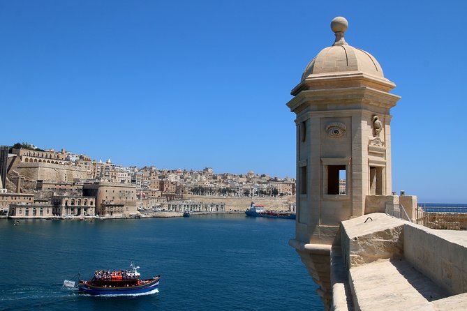 The Traditional Harbour Cruise - Commentary, comfort, and the boat itself