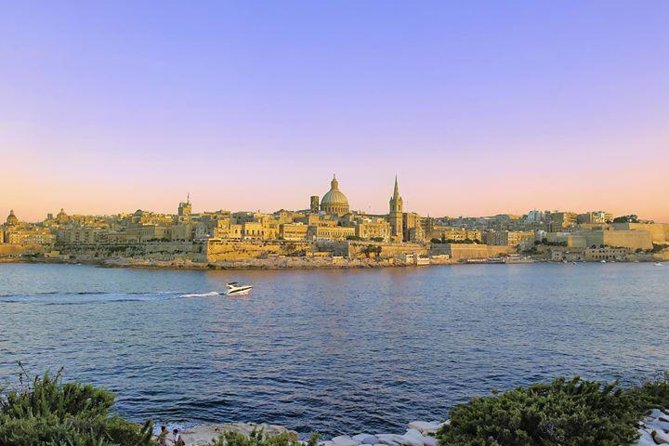 The Traditional Harbour Cruise - Passing Valletta’s forts and battlements