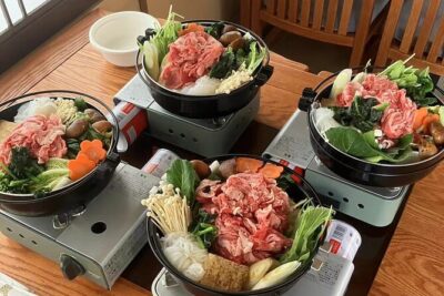 Tokyo Bay Yakatabune Dinner/Day Cruise with Japan Show and Drinks