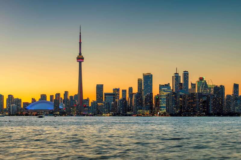 Toronto: City Views Harbor Cruise - Looking toward the Toronto Islands