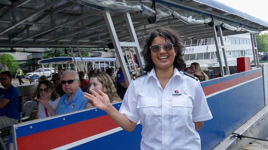 Toronto: Premium Driving Tour with Tower and Harbour Cruise - Why this tour works for a first day in Toronto