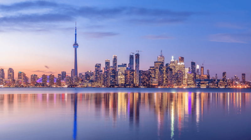 Toronto: Small Group Night Tour with Harbour Boat Cruise - Toronto Harbour and the Lake Ontario cruise