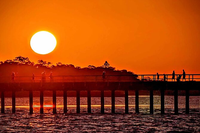 Twilight Bay Cruise in Hervey Bay - Setting out from the Hervey Bay Boat Club at 4:00 pm