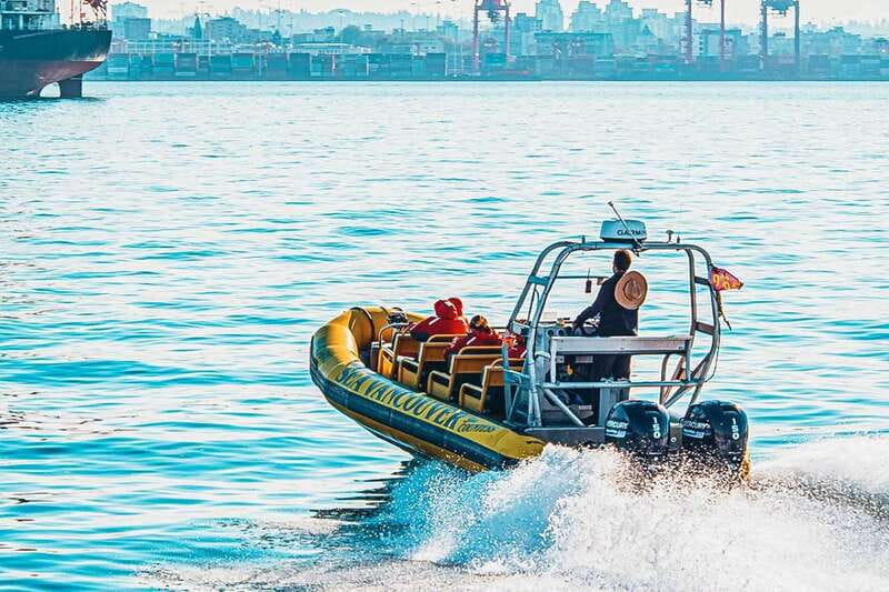 Vancouver: Waterfront Sightseeing Tour - City and Harbour - Wildlife: possible sightings, no guarantees