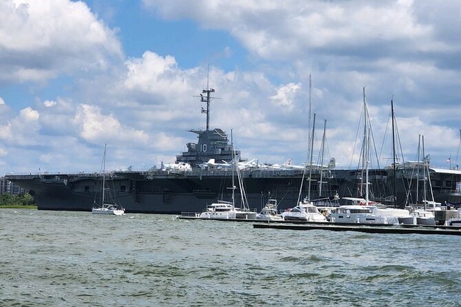 White point Battery and River Run through Charleston Harbor Boat - White Point Battery and the city from the water